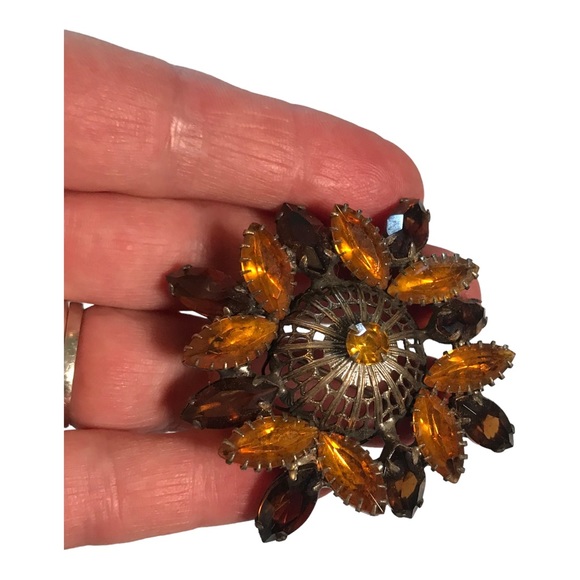 Antique Brooch - Picture 4 of 10